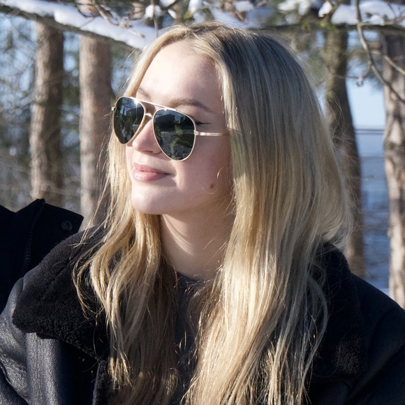 🇺🇸GOLD Aviator Sunglasses - Picture 9 of 15